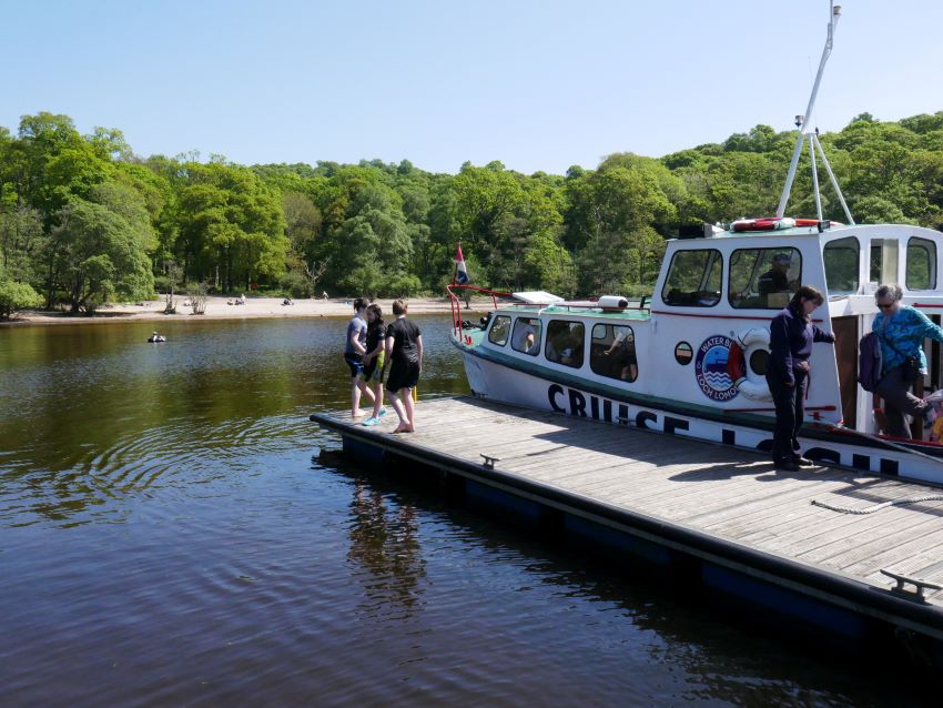 resized boat island 